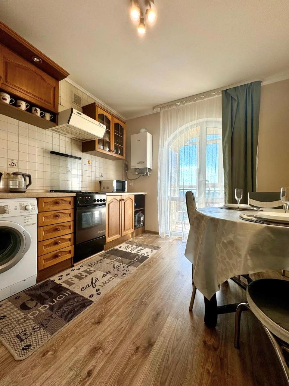 Apartpoltava Новий Будинок, В Самому Центрі 2-Окремі Кімнати, Панорамний Балкон Bagian luar foto